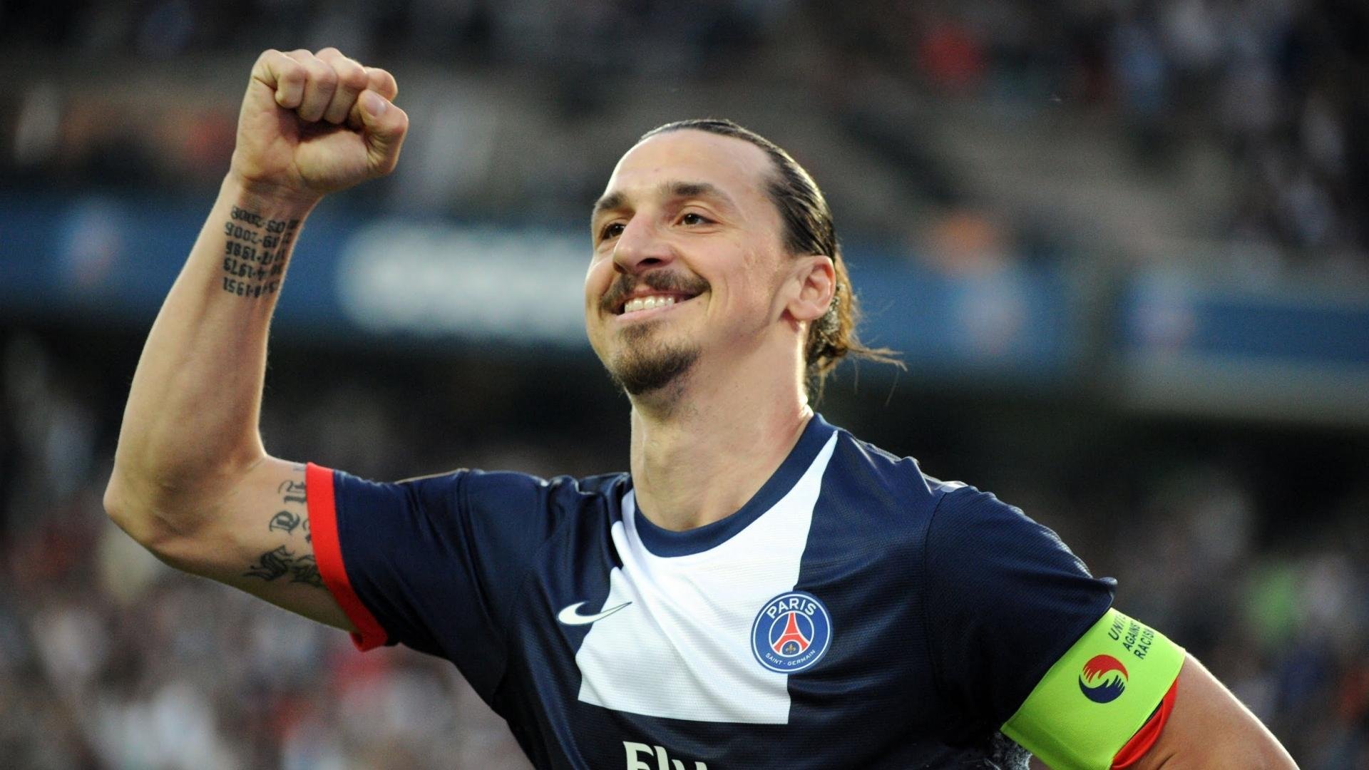 -技惊四座！阿根廷中场长传助攻破门，阿根廷中场球员